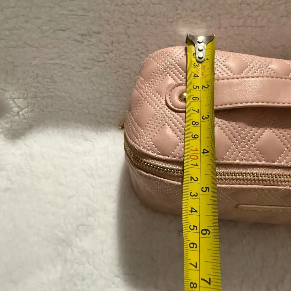 Vince Camuto Blush Pink Quilted Cosmetic Bag NWT - Picture 9 of 10